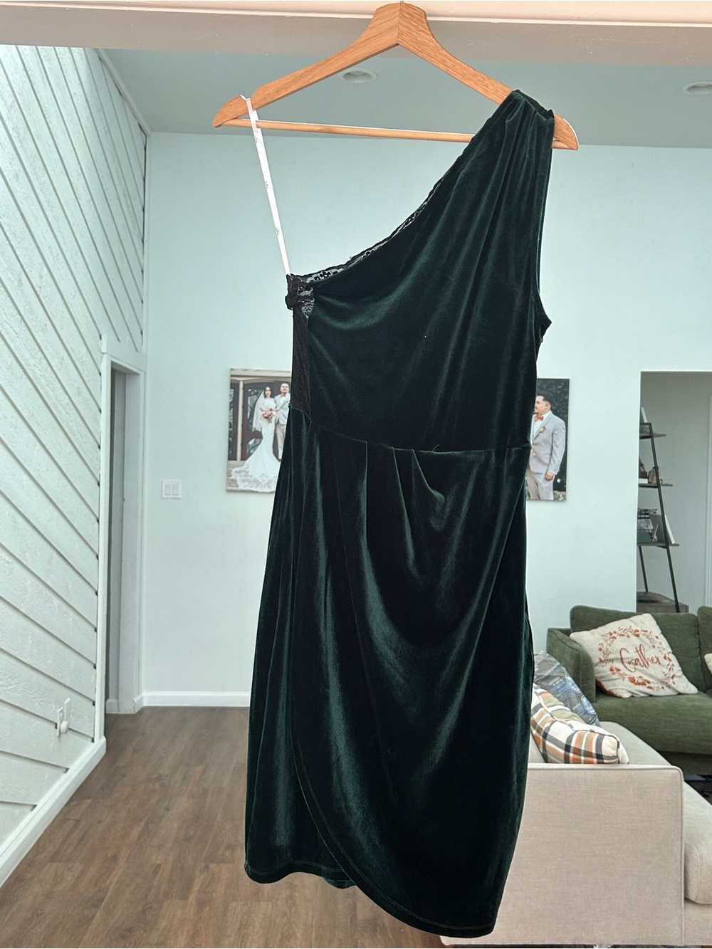 Lulu's One-Shoulder Emerald Velvet Cocktail Dress - Picture 2 of 8